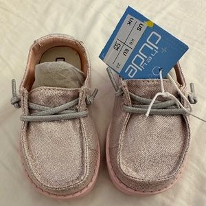 HeyDude Wendy Toddler in color sparkling pink. New in box with tags. Size 6